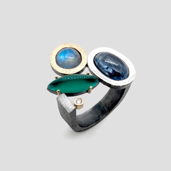 Anillo piedra luna, cianita y crisoprasa