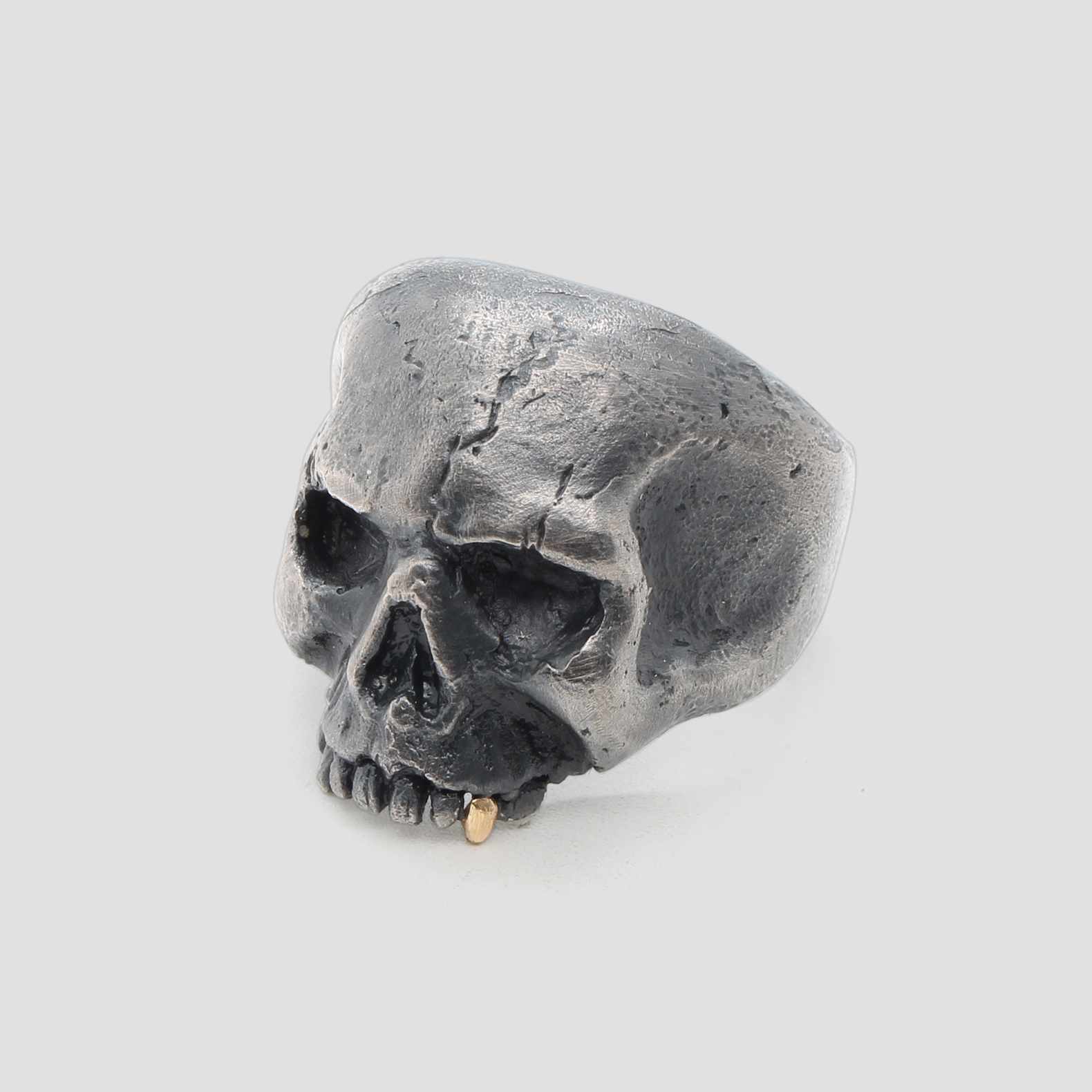 anillo-oro-calavera